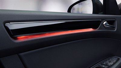 Renault ARKANA подсветка
